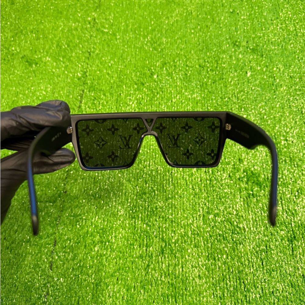 Louis Vuitton Monogram Reflective Sunglasses - Bl… - image 5